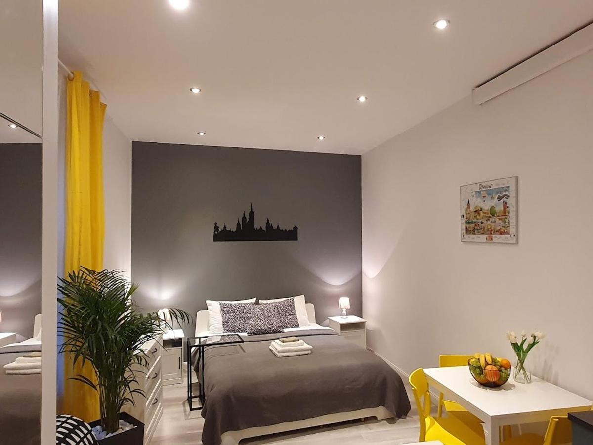 L-2 Krakow Center Studio O&P Apartfamily 外观 照片